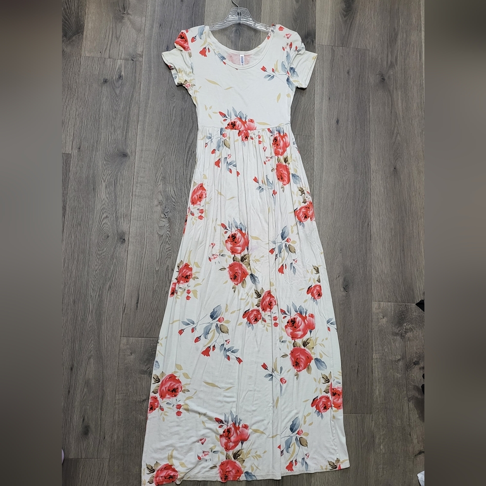 VIISHOW Tall White Floral Dress